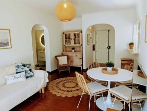 Sunny & bright apartment 1br in Lagos
