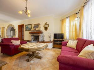 Holiday Home Tamas by Interhome