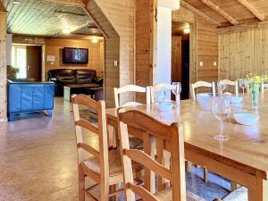Apartment Chalet Anthamatten-2 by Interhome