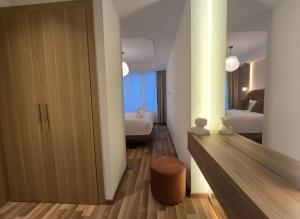Panoramic sea view 3-bedroom with Parking and beach