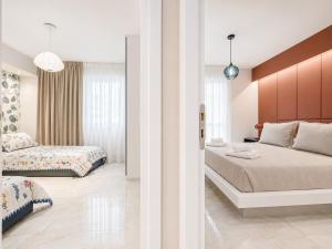Athenian Muse Suites - I by ΜΡS