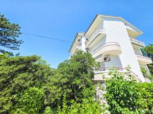 Apartment Wohnung für 4 Personen- 100m vom Strand entfernt by Interhome