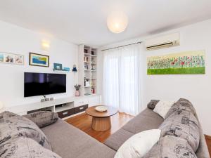 Apartment Apartment Bluebell Zadar mit privatem Parkplatz by Interhome