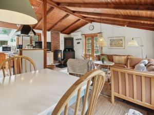 Holiday Home Tirsa - 3-9km from the sea by Interhome