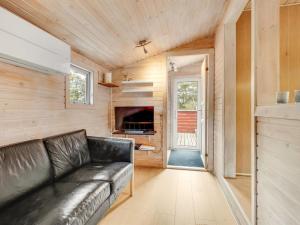 Holiday Home Agir - 600m from the sea by Interhome