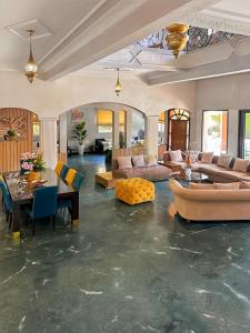 Elegant villa with private pool in Targa