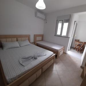 Evi Sea View Apartment 1 Sarande