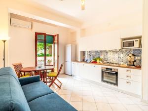 Apartment Weißes Haus by Interhome