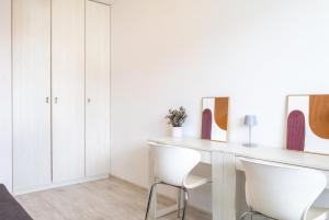Mokotów Apartment - Business Center - Loggia and Garage