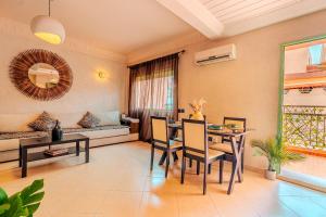 Cozy Boho Balcon 2 ACs et Parking 6 min Gueliz