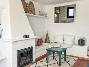Holiday Home Traditionelles Haus El Vaixell - Terrassen mit Aussicht by Interhome