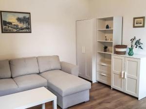 Holiday Home mit riesigem Garten by Interhome