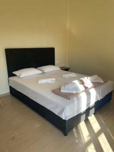 Exclusive Alexandra Apartments
