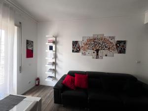 Monteverde COME a casa -HOME-