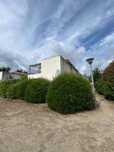 Entre piscine, plage et farniente en famille