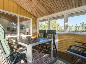 Holiday Home Jeldrik - 100m from the sea by Interhome