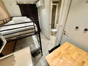 Nuevo Estudio con baño privado frente al metro BCN