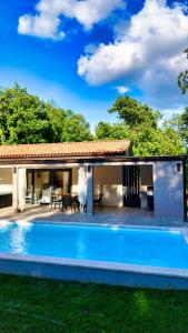 Vila Green Silence