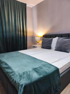 Lyra Apartment 2