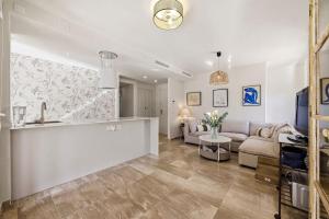 Residencial Playa Alicate