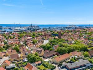 Apartment Murtuz - 900m from the sea by Interhome
