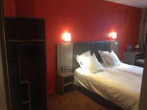 Hotels Hotel Les Frangins : photos des chambres