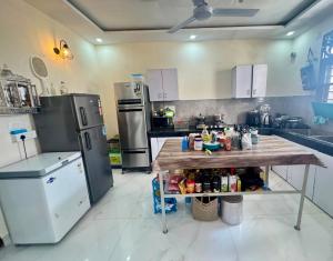 Chandigarh Waale - Private Room & Attached Bath