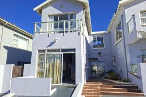 Whale Watchers Inn