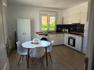 Two-bedroom apartment in Aldán