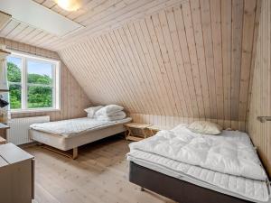 Holiday Home Guthbrand - 800m from the sea by Interhome