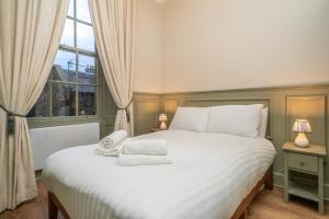 Charming Georgian flat in the Heart of Edinburgh - Pass the Keys