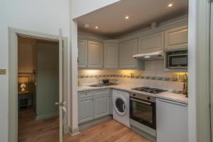 Charming Georgian flat in the Heart of Edinburgh - Pass the Keys