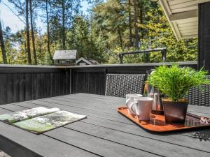 Holiday Home Valpuri - 1-3km to the fjord by Interhome