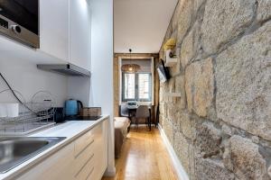 Oporto Gardens - Historic House, by Hopstays