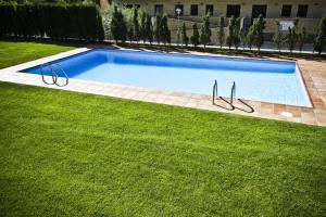 Bajo con Jardin - Rosa Sensat