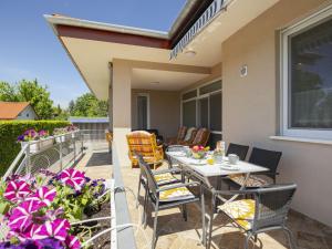 Apartment Beige by Interhome