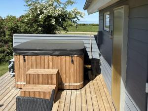 Holiday Home Luchia - 200m to the fjord by Interhome