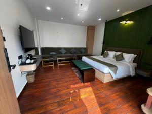 Nandan Inn