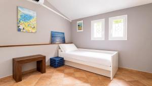 Provençal gem - large garden in Beaulieu - 6min walk to the beach