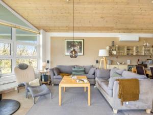 Holiday Home Ljuba - 1-3km from the sea by Interhome