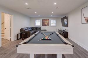 5BR Retreat Near UVA, Hospitals & Wineries