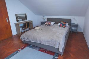 Home in Heaven II