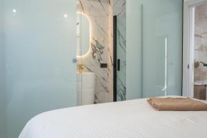 Unique private pool apartment in Carihuela