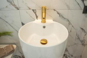 Unique private pool apartment in Carihuela