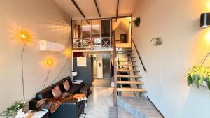 Luxury Loft Villa 3BR Sleeps 10 Near BTS Silom