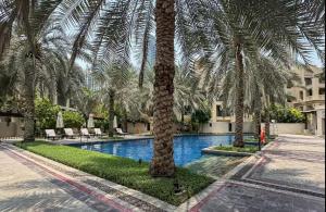 Spacious 1BR near Burj Khalifa