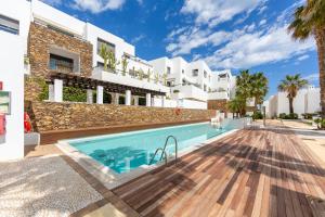 Macenas Resort # Vistas al mar # 2 BR # Wifi # Familiar