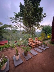 Flower Lodge Tetebatu