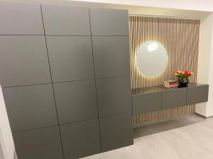 Moon Apartments A
