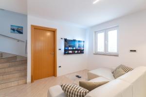 Private Detached House-2 Bedroom&3 Bathroom with Relaxing Garden Terrace-Grubelic House
